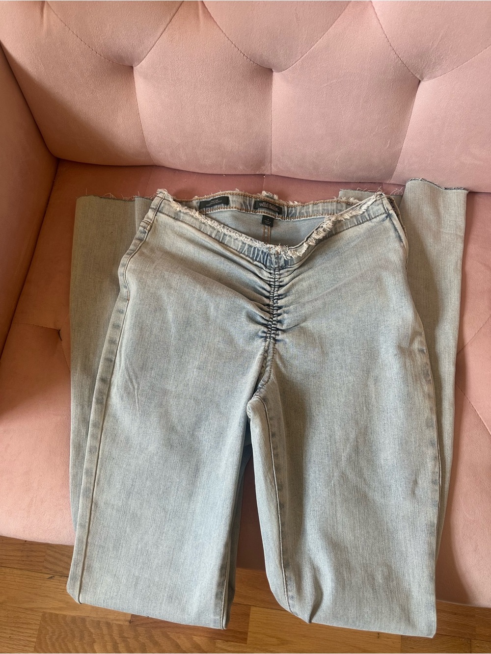 Cute booty flattering flare jeans